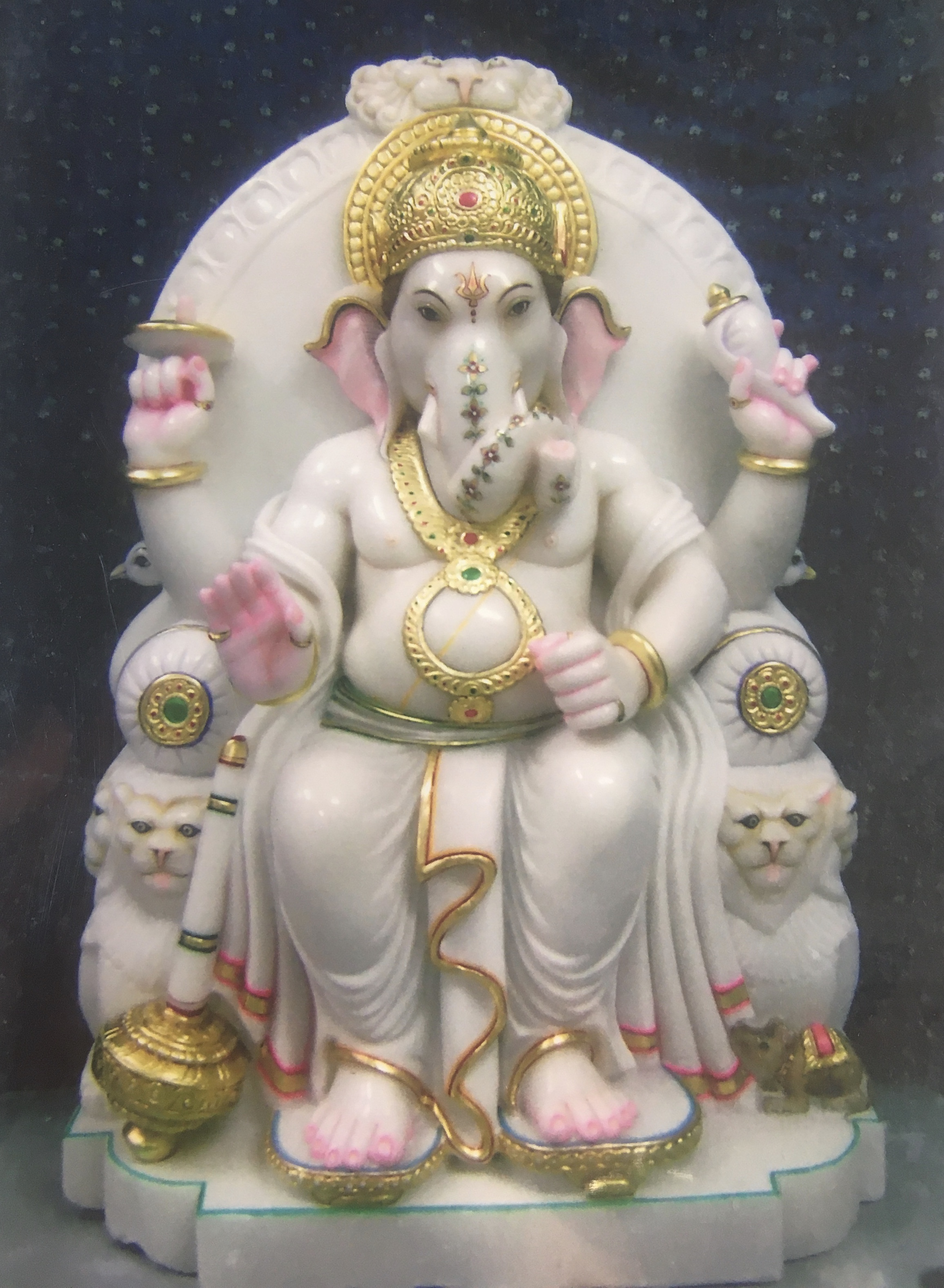 Royal Ganesh with Twin Lions Statue